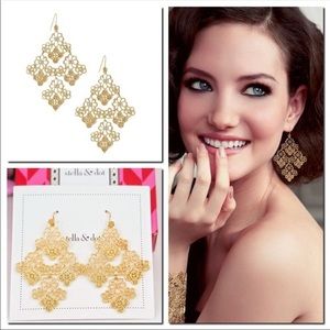 Chantilly lace gold earrings